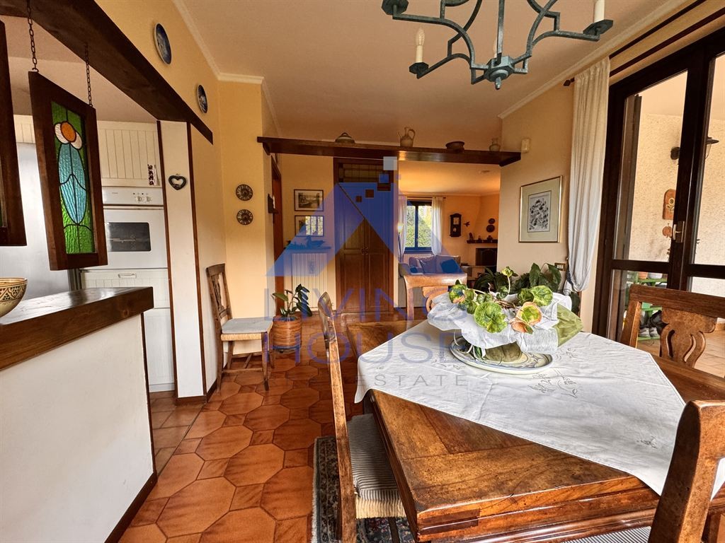 Villa singola in vendita a Camparada